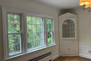 2227 E Woodstock Pl, Milwaukee, WI 53202 - Photo 4