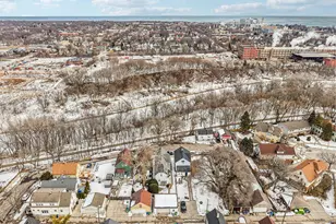 2557 N Gordon Pl, Milwaukee, WI 53212 - Photo 42