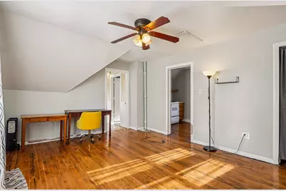 2557 N Gordon Pl, Milwaukee, WI 53212 - Photo 16