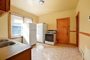 2771 N 40th St, Milwaukee, WI 53210 - Photo 8