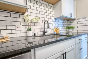 10259 W Whitnall Edge Dr, Franklin, WI 53132 - Photo 10