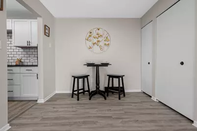 10259 W Whitnall Edge Dr #103, Franklin, WI 53132 - Photo 6