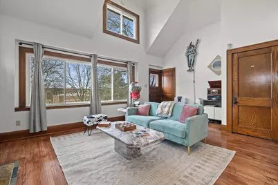 4418 N Bartlett Ave #4420, Shorewood, WI 53211 - Photo 4