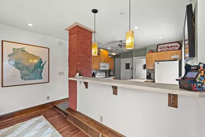 4418 N Bartlett Ave #4420, Shorewood, WI 53211 - Photo 12