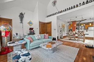 4418 N Bartlett Ave, Shorewood, WI 53211 - Photo 4