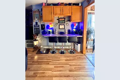 906  Villa Park Dr, West Bend, WI 53090 - Photo 6