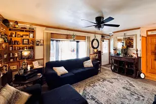 906 Villa Park Dr, West Bend, WI 53090 - Photo 4