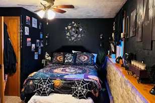 906 Villa Park Dr, West Bend, WI 53090 - Photo 16