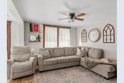 1129 S 20th St, Manitowoc, WI 54220 - Photo 6