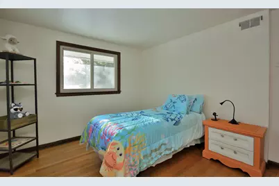 5005 S Menard Dr, New Berlin, WI 53151 - Photo 22