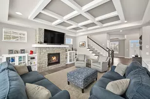 8130 W Mourning Dove Ln, Mequon, WI 53097 - Photo 8