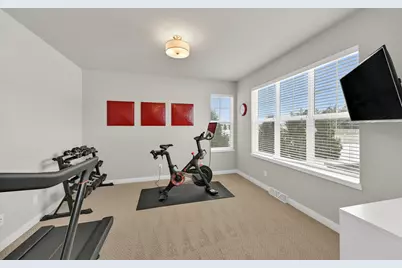 8130 W Mourning Dove Ln, Mequon, WI 53097 - Photo 16