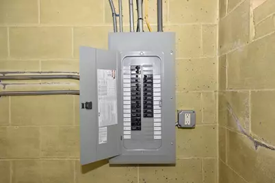 4480 N Ardmore Ave, Shorewood, WI 53211 - Photo 30