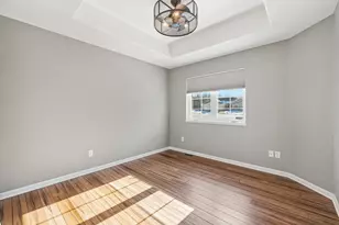 282 Lower Woodford Cir, West Bend, WI 53090 - Photo 26