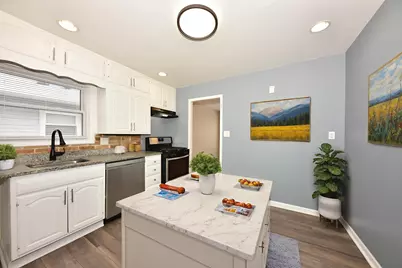 4948 S 15th St, Milwaukee, WI 53221 - Photo 6