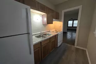 1515 Taylor Ave, Racine, WI 53403 - Photo 4