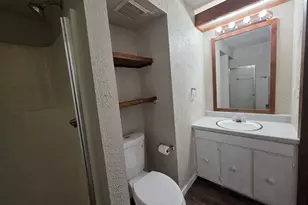 2109 Washington Ave, Racine, WI 53403 - Photo 10