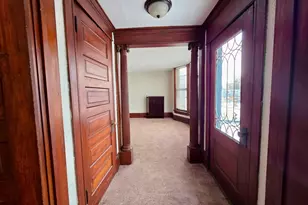 2109 Washington Ave, Racine, WI 53403 - Photo 8