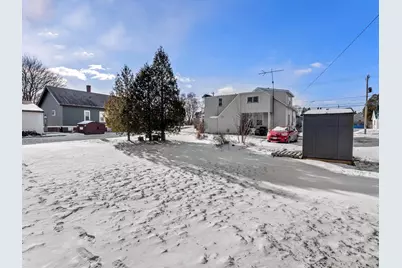 1129 S 20th St, Manitowoc, WI 54220 - Photo 20