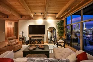 541 E Erie St, Milwaukee, WI 53202 - Photo 22