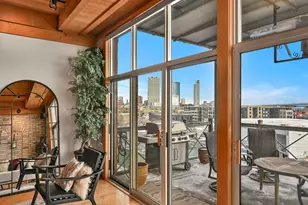 541 E Erie St, Milwaukee, WI 53202 - Photo 8