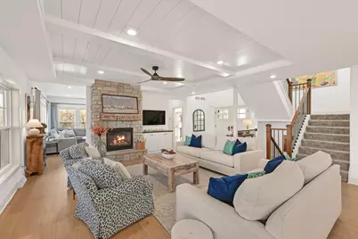 6850 W River Birch Dr, Mequon, WI 53092 - Photo 4