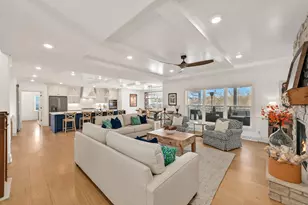 6850 W River Birch Dr, Mequon, WI 53092 - Photo 10