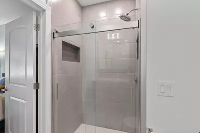 N165W20576  Berry Patch Rd #702, Jackson, WI 53037 - Photo 22