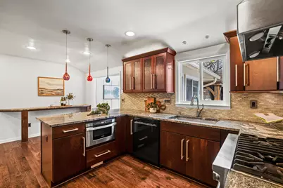 8930 N Maitland Rd, Bayside, WI 53217 - Photo 8