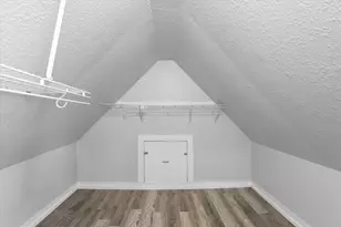 7924 W Becher St, West Allis, WI 53219 - Photo 28