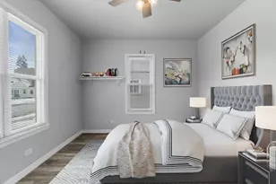 7924 W Becher St, West Allis, WI 53219 - Photo 14