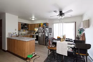 677 W 3rd Ave, Oshkosh, WI 54902 - Photo 24