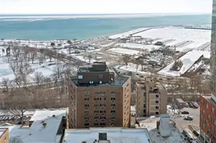 1919 N Summit Ave, Milwaukee, WI 53202 - Photo 106