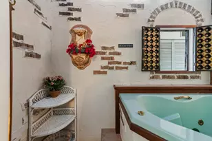 1919 N Summit Ave, Milwaukee, WI 53202 - Photo 78