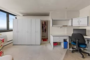 1919 N Summit Ave, Milwaukee, WI 53202 - Photo 60