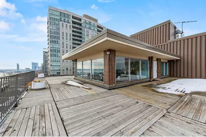 1919 N Summit Ave #11C, Milwaukee, WI 53202 - Photo 90