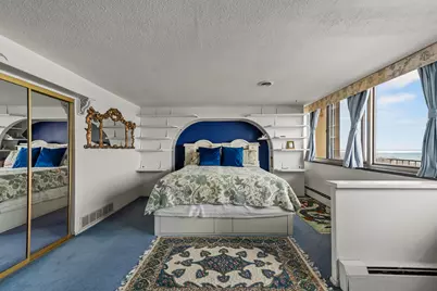 1919 N Summit Ave #11C, Milwaukee, WI 53202 - Photo 44