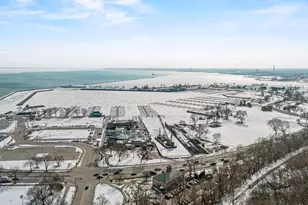 1919 N Summit Ave, Milwaukee, WI 53202 - Photo 108