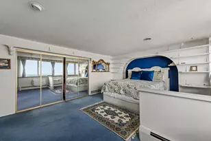 1919 N Summit Ave, Milwaukee, WI 53202 - Photo 46