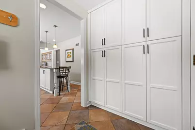 6200 N Berkeley Blvd, Whitefish Bay, WI 53217 - Photo 18