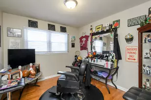 8239 W Casper St, Milwaukee, WI 53223 - Photo 16