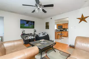 8239 W Casper St, Milwaukee, WI 53223 - Photo 4