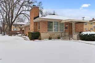 4357 N 83rd St, Milwaukee, WI 53222 - Photo 2