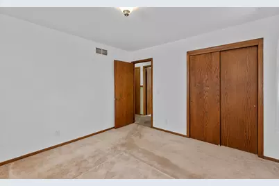 3657  Pleasant Valley Rd, Polk, WI 53095 - Photo 16