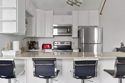 281  Victorian Village Dr #31, Elkhart Lake, WI 53020 - Photo 4