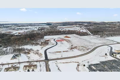 179  Hidden Valley Cir #Lt9, Fond du Lac, WI 54937 - Photo 1