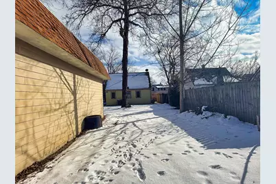 8602 W Beloit Rd, Milwaukee, WI 53227 - Photo 6
