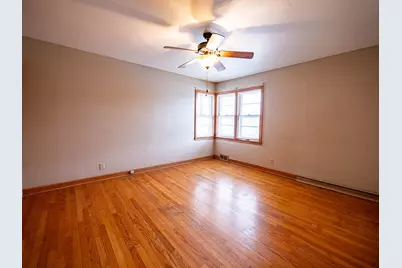 2102 E Howard Ave #2104, Saint Francis, WI 53235 - Photo 20