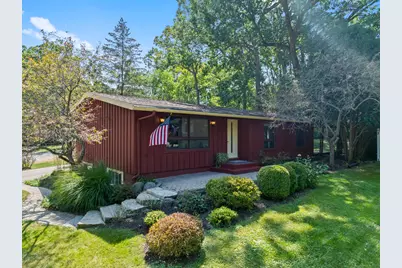 770  Odsila Way, Fontana, WI 53125 - Photo 2