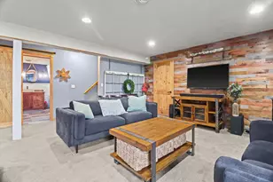 104 Carolyn Ct, Eden, WI 53019 - Photo 36